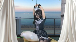 HENTAI Aibu。ベランダ。メイド。電動マッサージ機でオナニー。